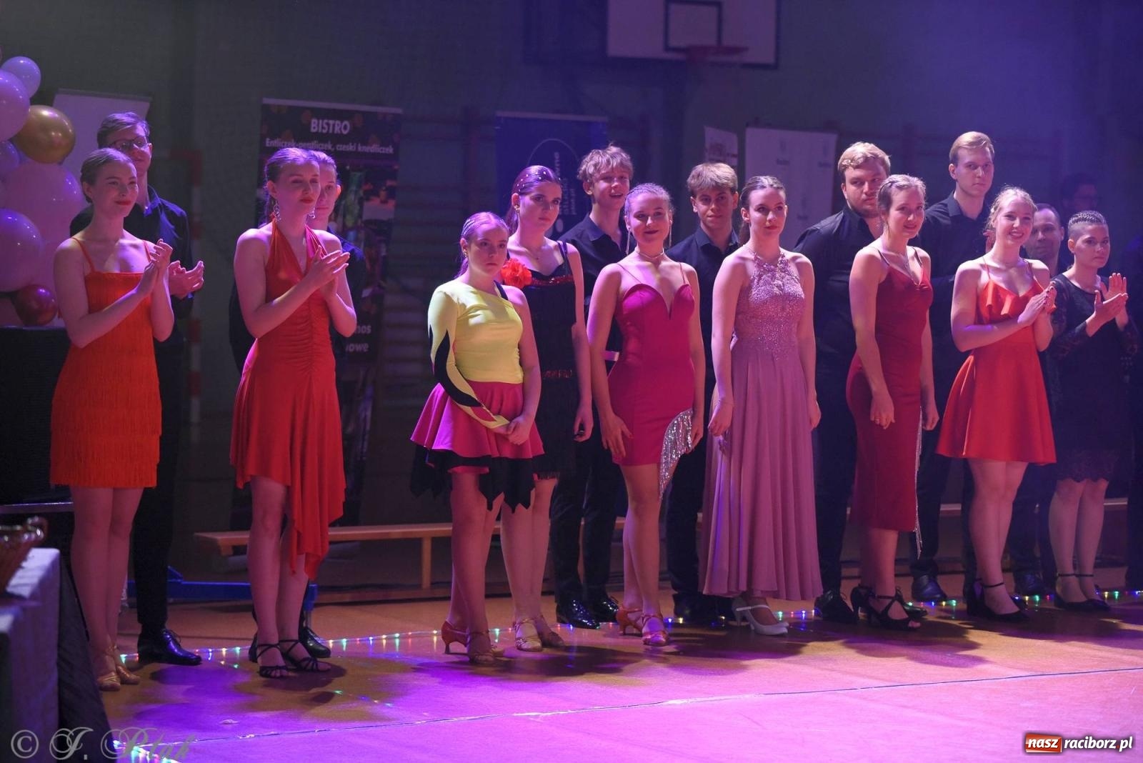 Zdjęcie w galerii na portalu naszraciborz.pl: XVI Karnawałowa Rewia Tańca w Raciborzu [FOTO i WIDEO] wiadomości z regionu