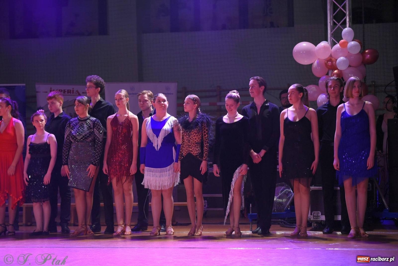 Zdjęcie w galerii na portalu naszraciborz.pl: XVI Karnawałowa Rewia Tańca w Raciborzu [FOTO i WIDEO] wiadomości z regionu