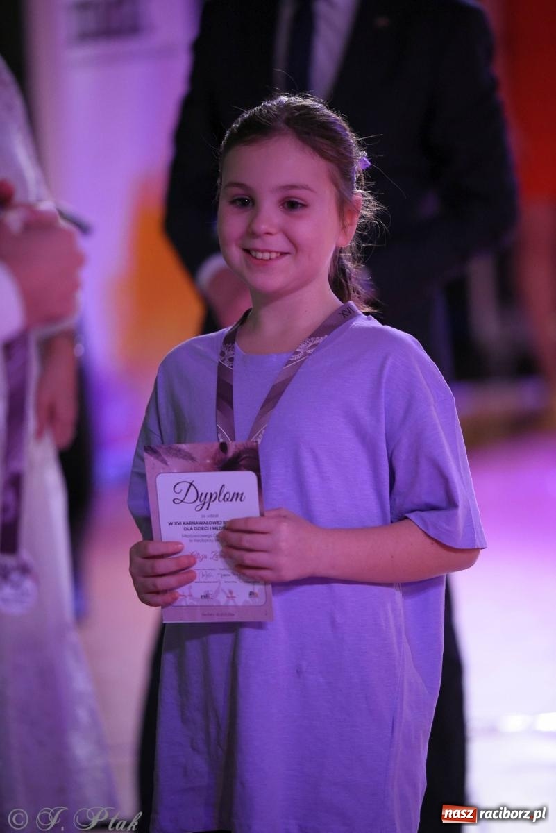 Zdjęcie w galerii na portalu naszraciborz.pl: XVI Karnawałowa Rewia Tańca w Raciborzu [FOTO i WIDEO] wiadomości z regionu