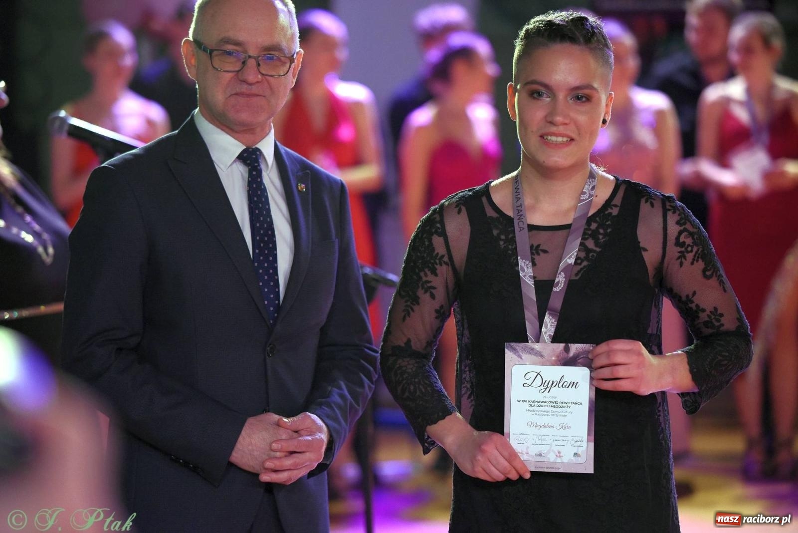 Zdjęcie w galerii na portalu naszraciborz.pl: XVI Karnawałowa Rewia Tańca w Raciborzu [FOTO i WIDEO] wiadomości z regionu