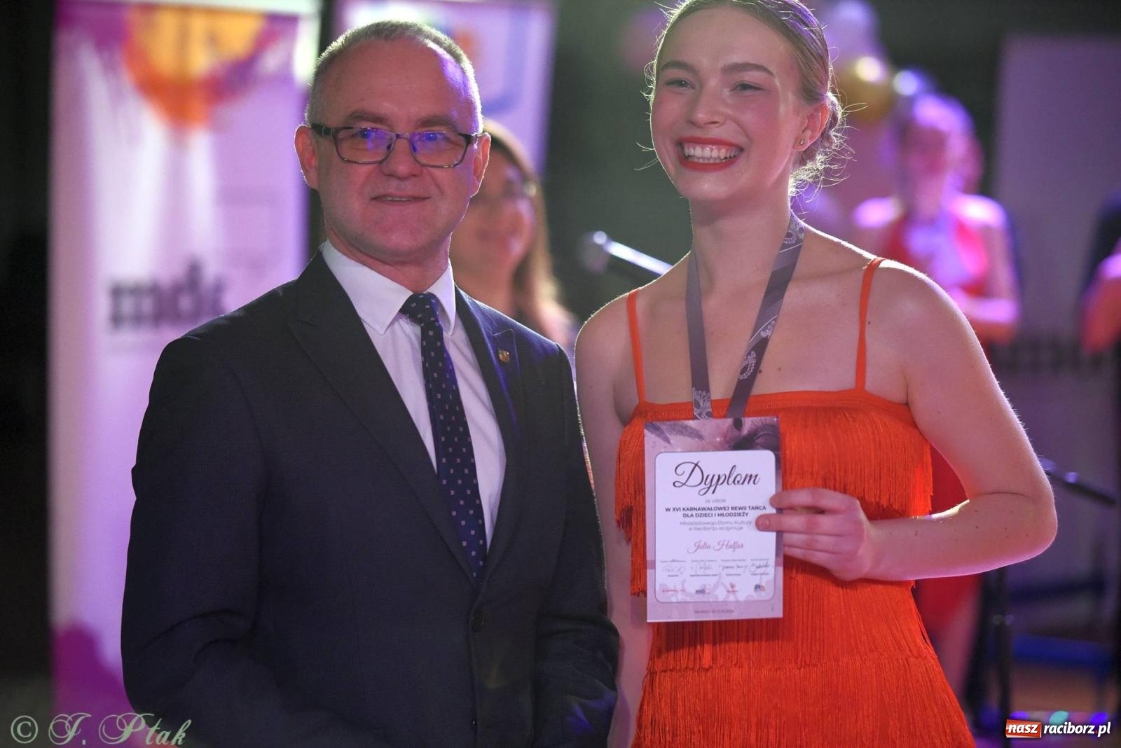 Zdjęcie w galerii na portalu naszraciborz.pl: XVI Karnawałowa Rewia Tańca w Raciborzu [FOTO i WIDEO] wiadomości z regionu