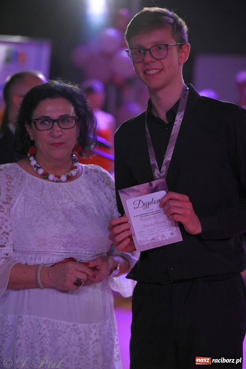 Zdjęcie w galerii na portalu naszraciborz.pl: XVI Karnawałowa Rewia Tańca w Raciborzu [FOTO i WIDEO] wiadomości z regionu