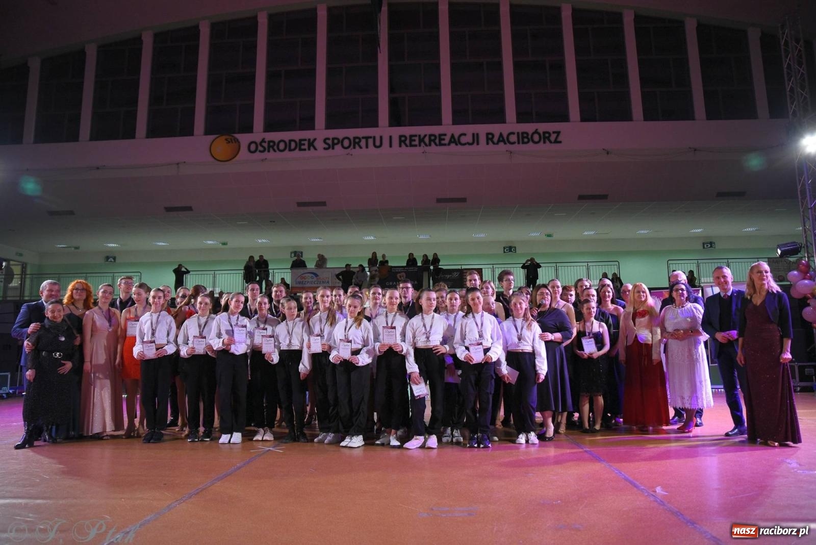 Zdjęcie w galerii na portalu naszraciborz.pl: XVI Karnawałowa Rewia Tańca w Raciborzu [FOTO i WIDEO] wiadomości z regionu