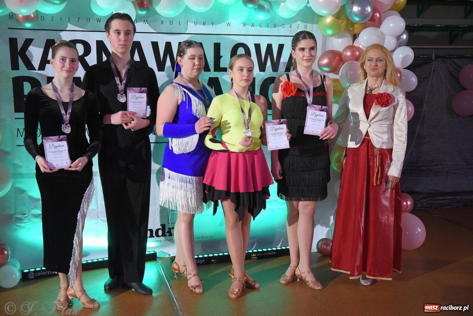 Zdjęcie w galerii na portalu naszraciborz.pl: XVI Karnawałowa Rewia Tańca w Raciborzu [FOTO i WIDEO] wiadomości z regionu