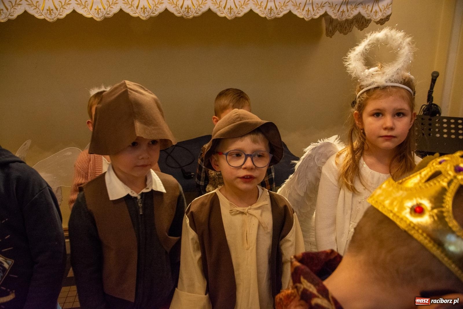 Zdjęcie w galerii na portalu naszraciborz.pl: Brzeskie kolędowanie przy żłóbku [FOTO i WIDEO] wiadomości z regionu