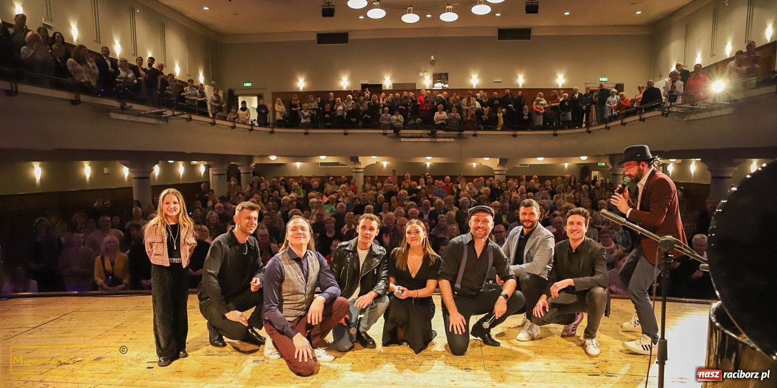 Zdjęcie w galerii na portalu naszraciborz.pl: Śladami Agnieszki Osieckiej w RCK. Janek Górka zaśpiewał w Raciborzu [FOTO i WIDEO] wiadomości z regionu