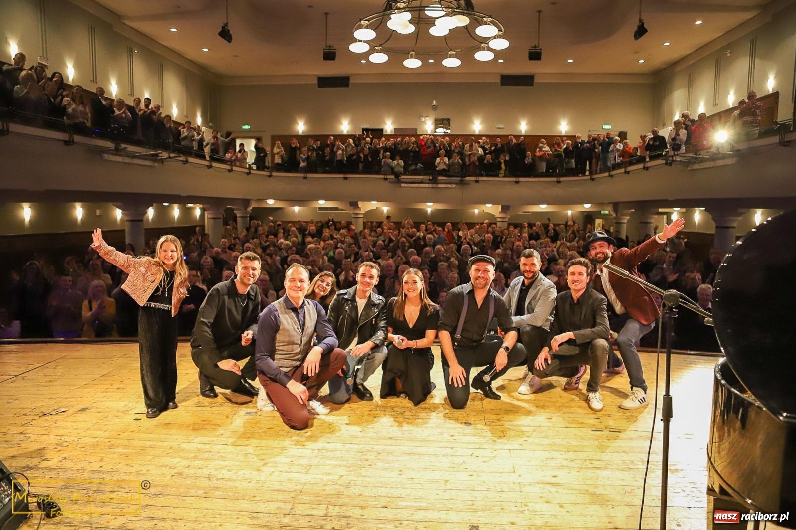 Zdjęcie w galerii na portalu naszraciborz.pl: Śladami Agnieszki Osieckiej w RCK. Janek Górka zaśpiewał w Raciborzu [FOTO i WIDEO] wiadomości z regionu