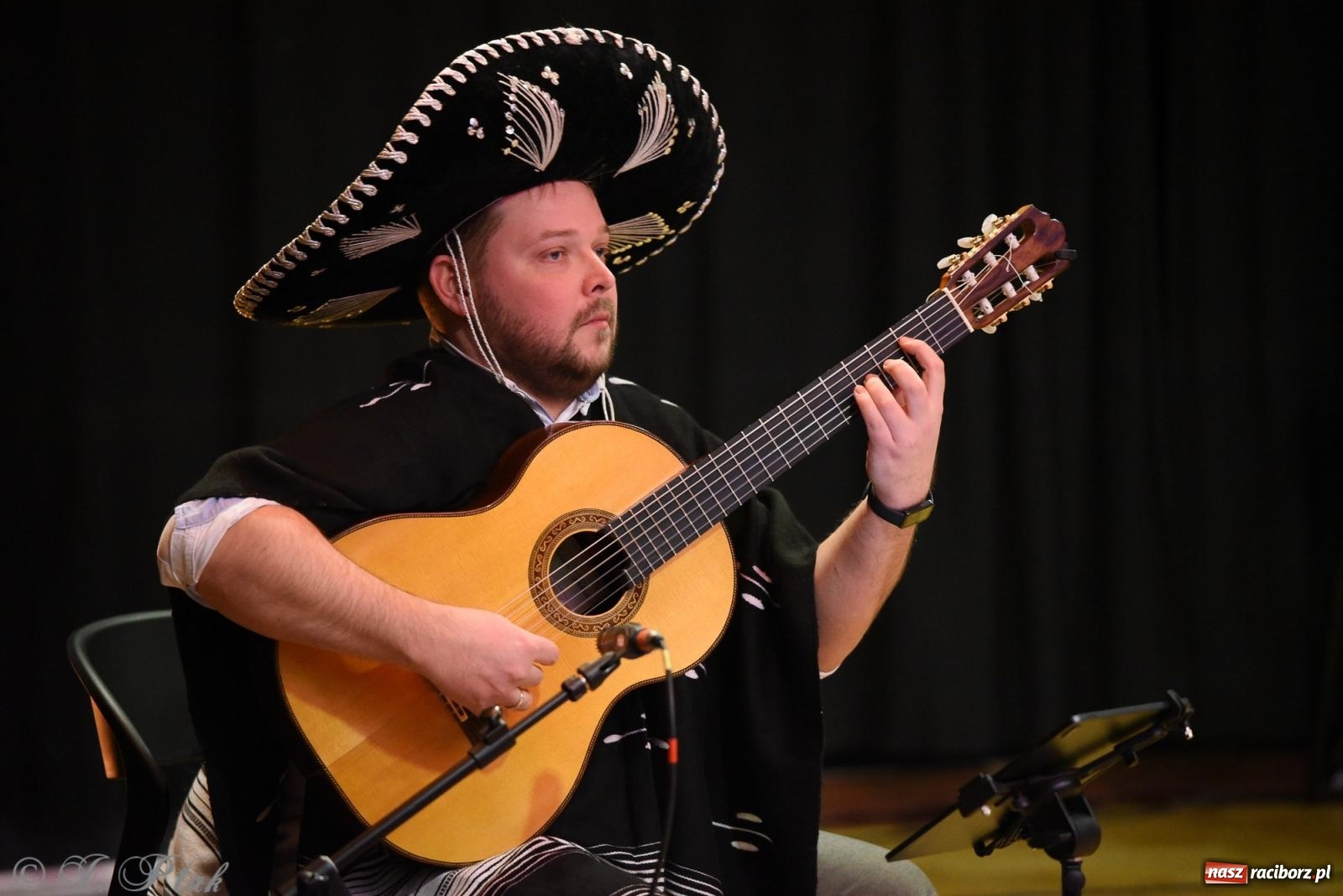 Zdjęcie w galerii na portalu naszraciborz.pl: Maluchy w krainie dźwięku i karnawał [FOTO i WIDEO] wiadomości z regionu