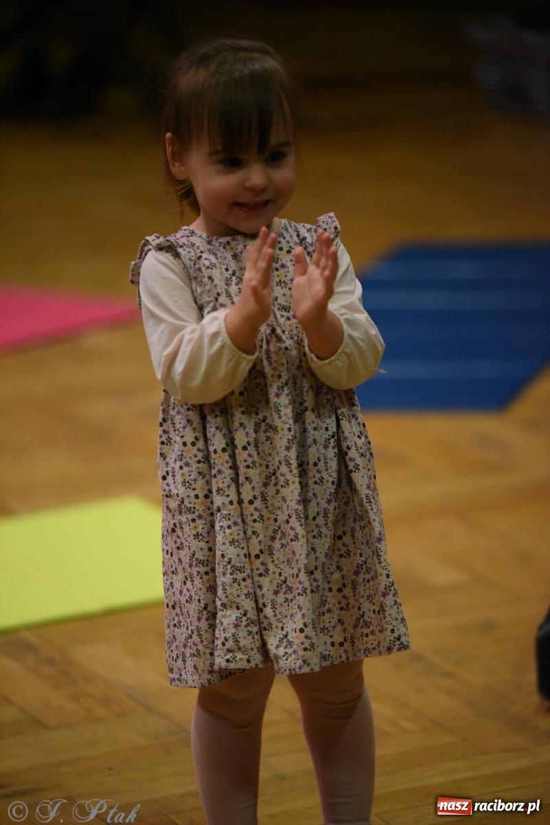 Zdjęcie w galerii na portalu naszraciborz.pl: Maluchy w krainie dźwięku i karnawał [FOTO i WIDEO] wiadomości z regionu