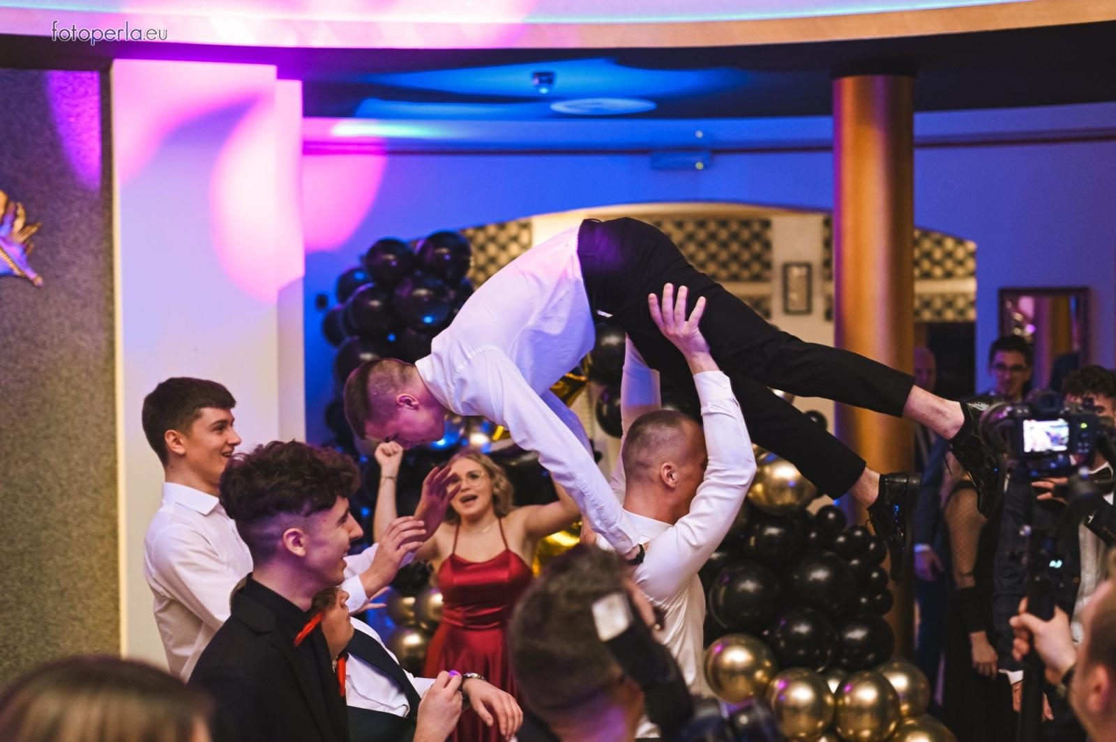 Zdjęcie w galerii na portalu naszraciborz.pl: Studniówka Budowlanki i Gastronomika na bis! [FOTO] wiadomości z regionu