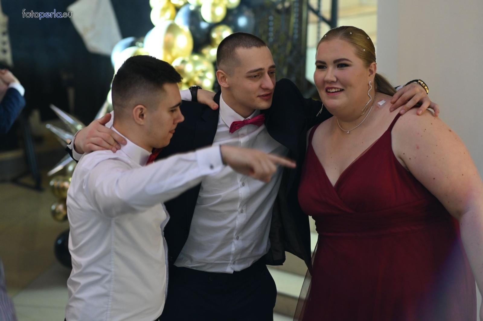 Zdjęcie w galerii na portalu naszraciborz.pl: Studniówka Budowlanki i Gastronomika na bis! [FOTO] wiadomości z regionu