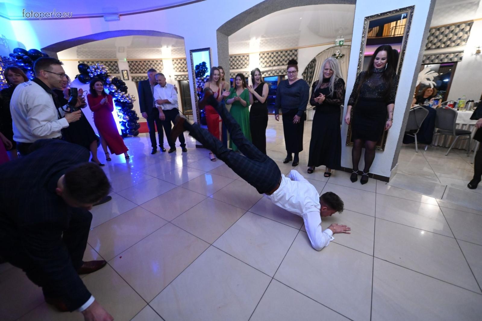 Zdjęcie w galerii na portalu naszraciborz.pl: Studniówka Budowlanki i Gastronomika na bis! [FOTO] wiadomości z regionu