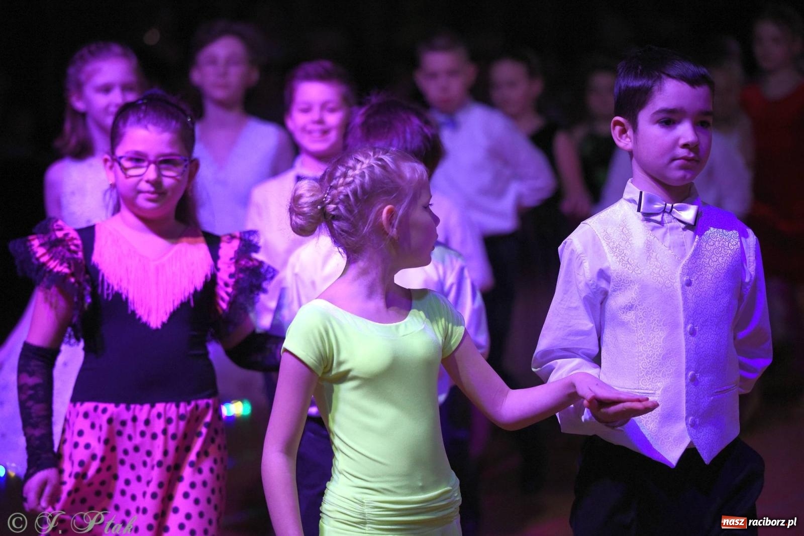 Zdjęcie w galerii na portalu naszraciborz.pl: XVI Karnawałowa Rewia Tańca w Raciborzu - dzień drugi [FOTO i WIDEO] wiadomości z regionu