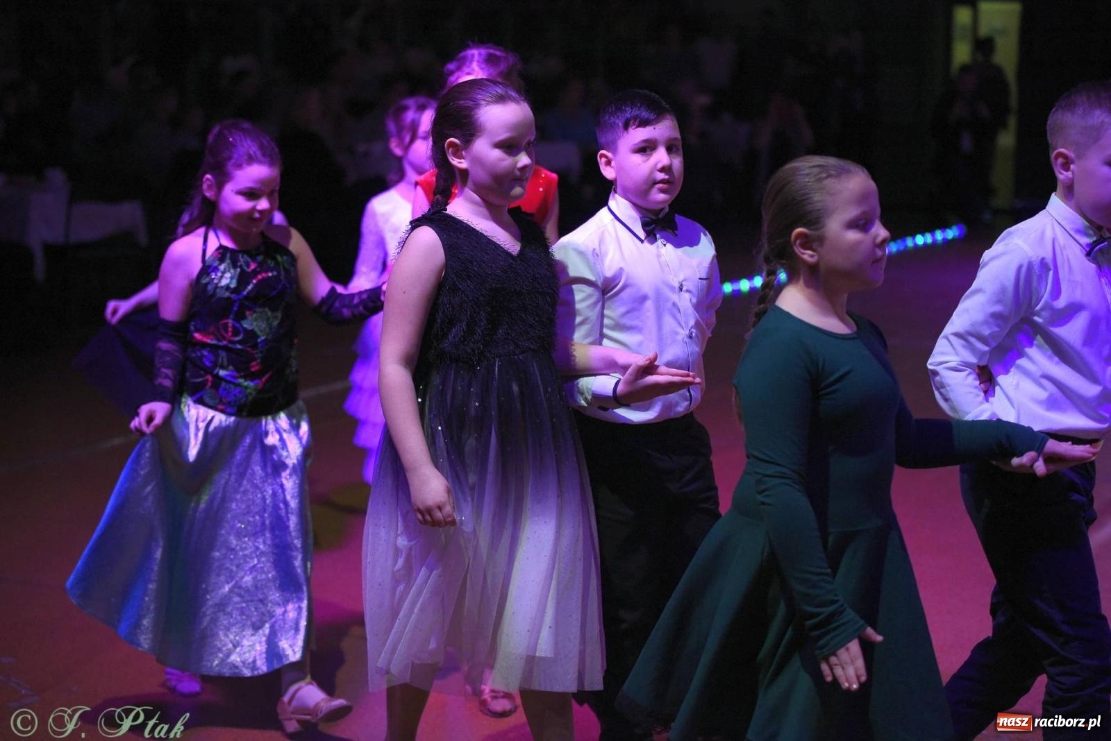 Zdjęcie w galerii na portalu naszraciborz.pl: XVI Karnawałowa Rewia Tańca w Raciborzu - dzień drugi [FOTO i WIDEO] wiadomości z regionu