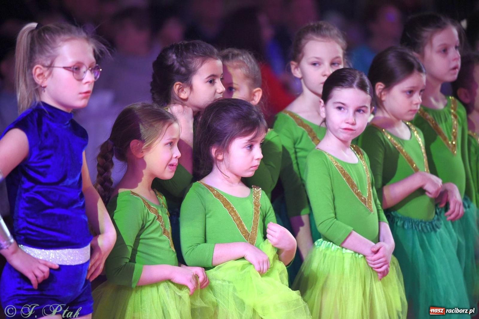 Zdjęcie w galerii na portalu naszraciborz.pl: XVI Karnawałowa Rewia Tańca w Raciborzu - dzień drugi [FOTO i WIDEO] wiadomości z regionu