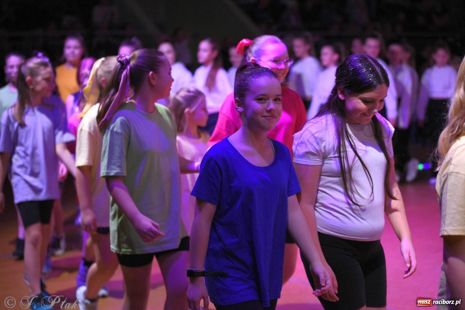 Zdjęcie w galerii na portalu naszraciborz.pl: XVI Karnawałowa Rewia Tańca w Raciborzu - dzień drugi [FOTO i WIDEO] wiadomości z regionu