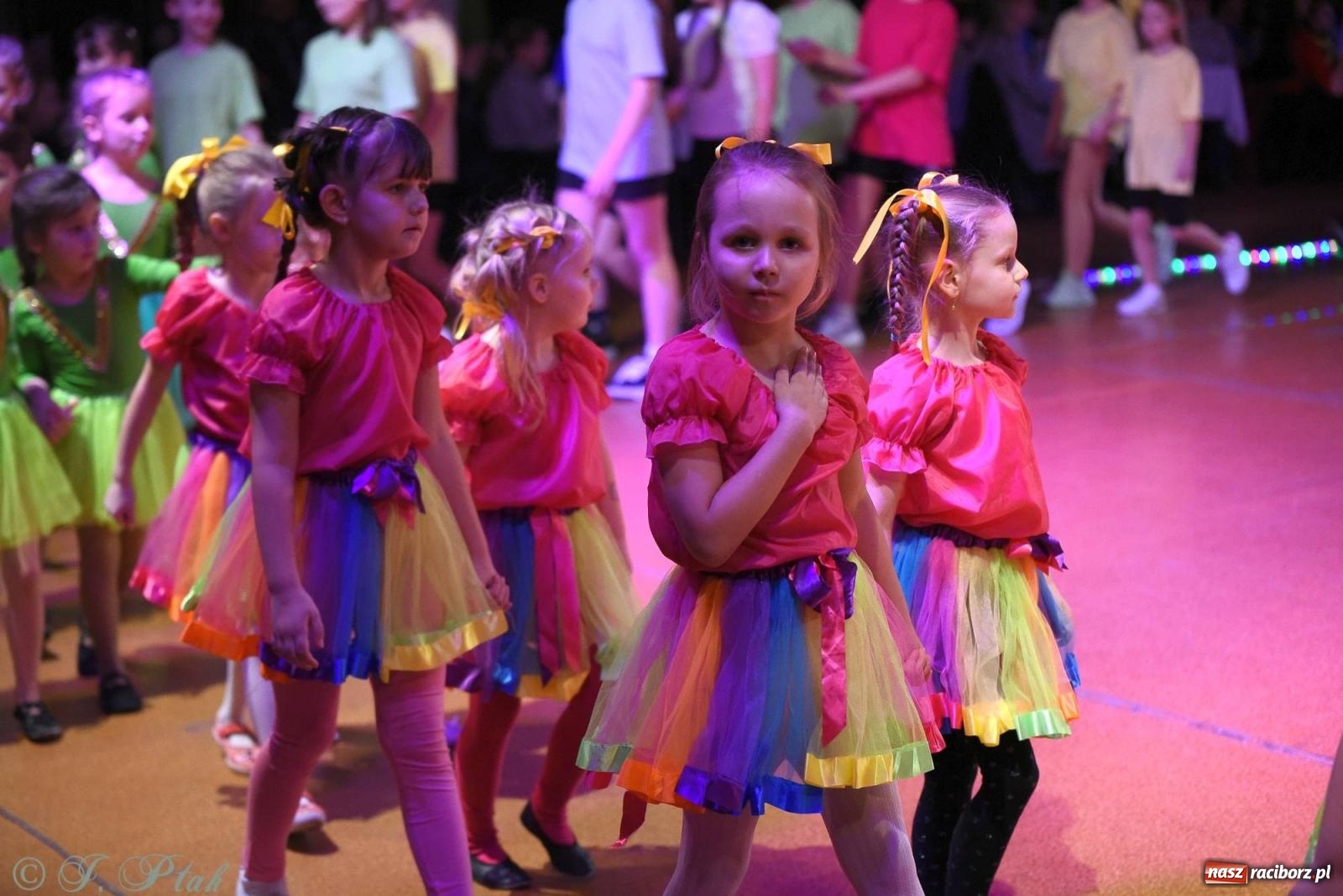 Zdjęcie w galerii na portalu naszraciborz.pl: XVI Karnawałowa Rewia Tańca w Raciborzu - dzień drugi [FOTO i WIDEO] wiadomości z regionu