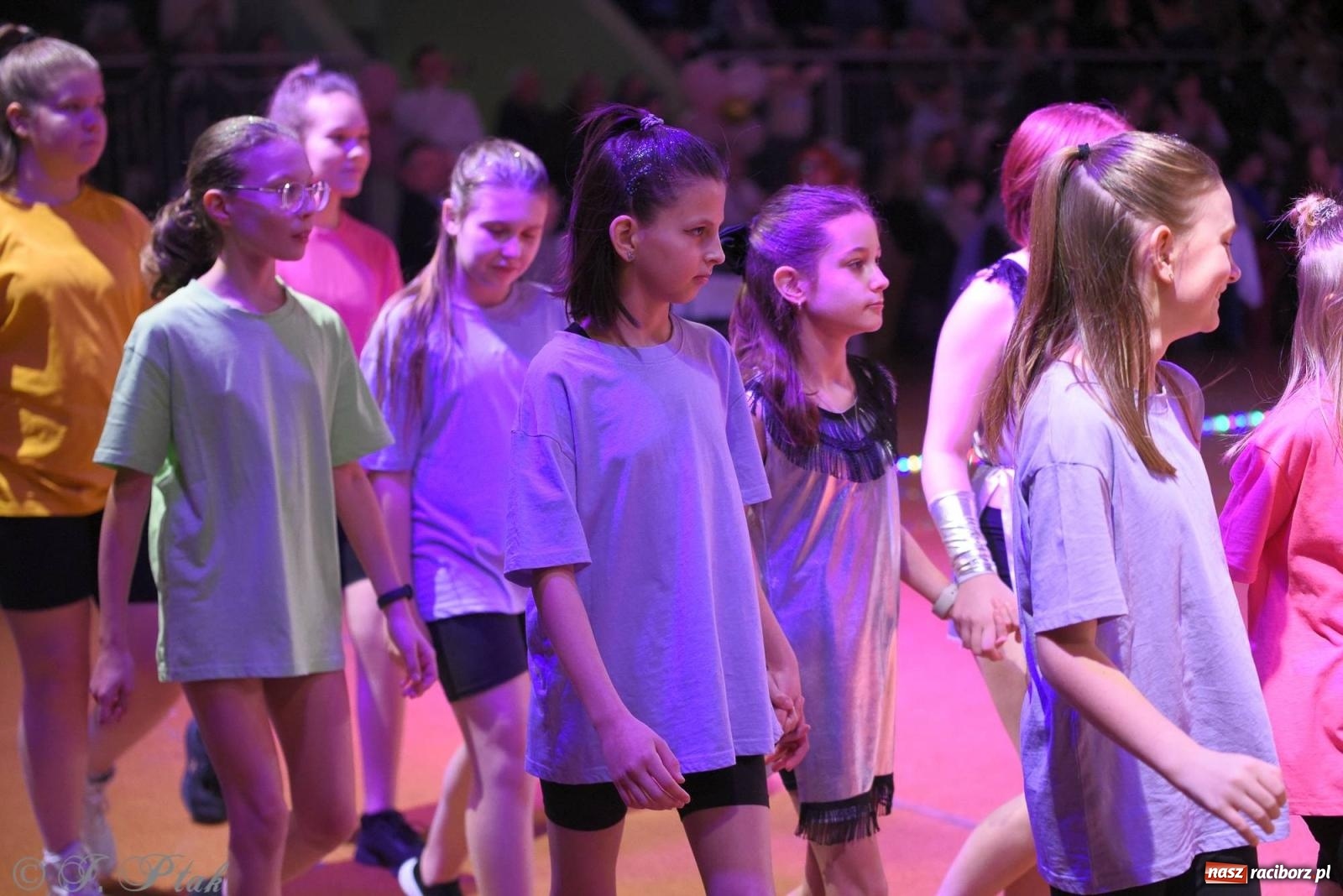 Zdjęcie w galerii na portalu naszraciborz.pl: XVI Karnawałowa Rewia Tańca w Raciborzu - dzień drugi [FOTO i WIDEO] wiadomości z regionu