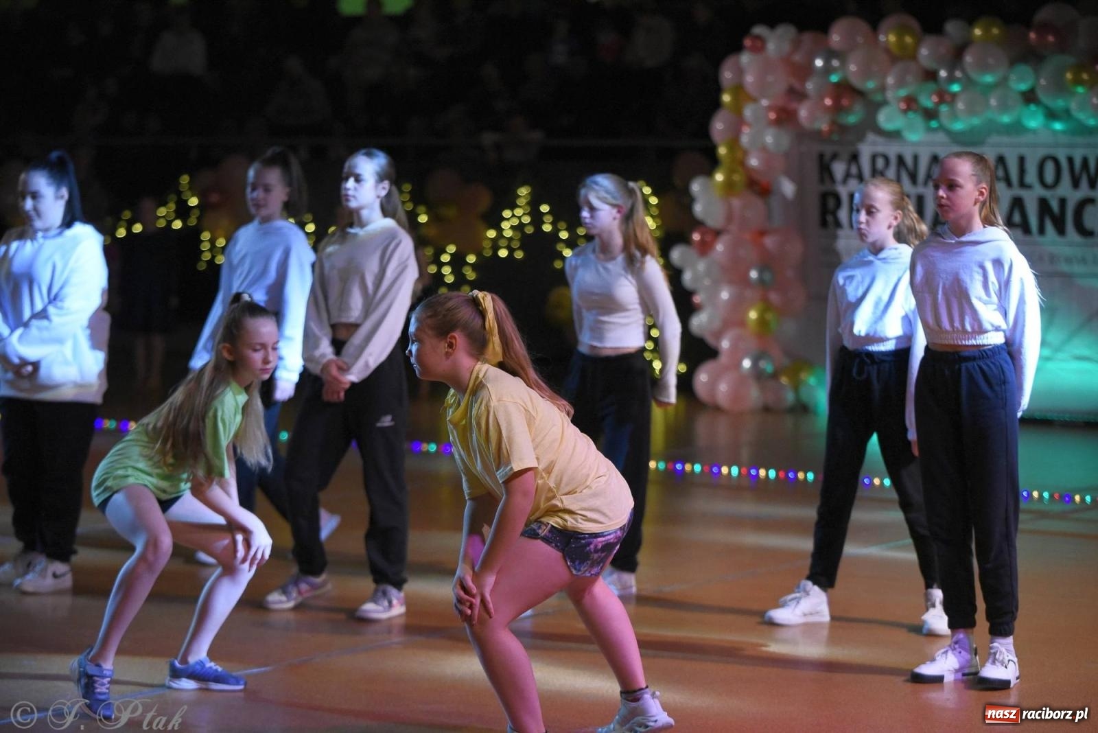 Zdjęcie w galerii na portalu naszraciborz.pl: XVI Karnawałowa Rewia Tańca w Raciborzu - dzień drugi [FOTO i WIDEO] wiadomości z regionu