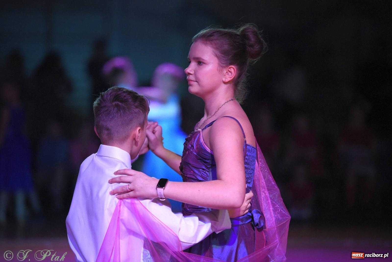 Zdjęcie w galerii na portalu naszraciborz.pl: XVI Karnawałowa Rewia Tańca w Raciborzu - dzień drugi [FOTO i WIDEO] wiadomości z regionu