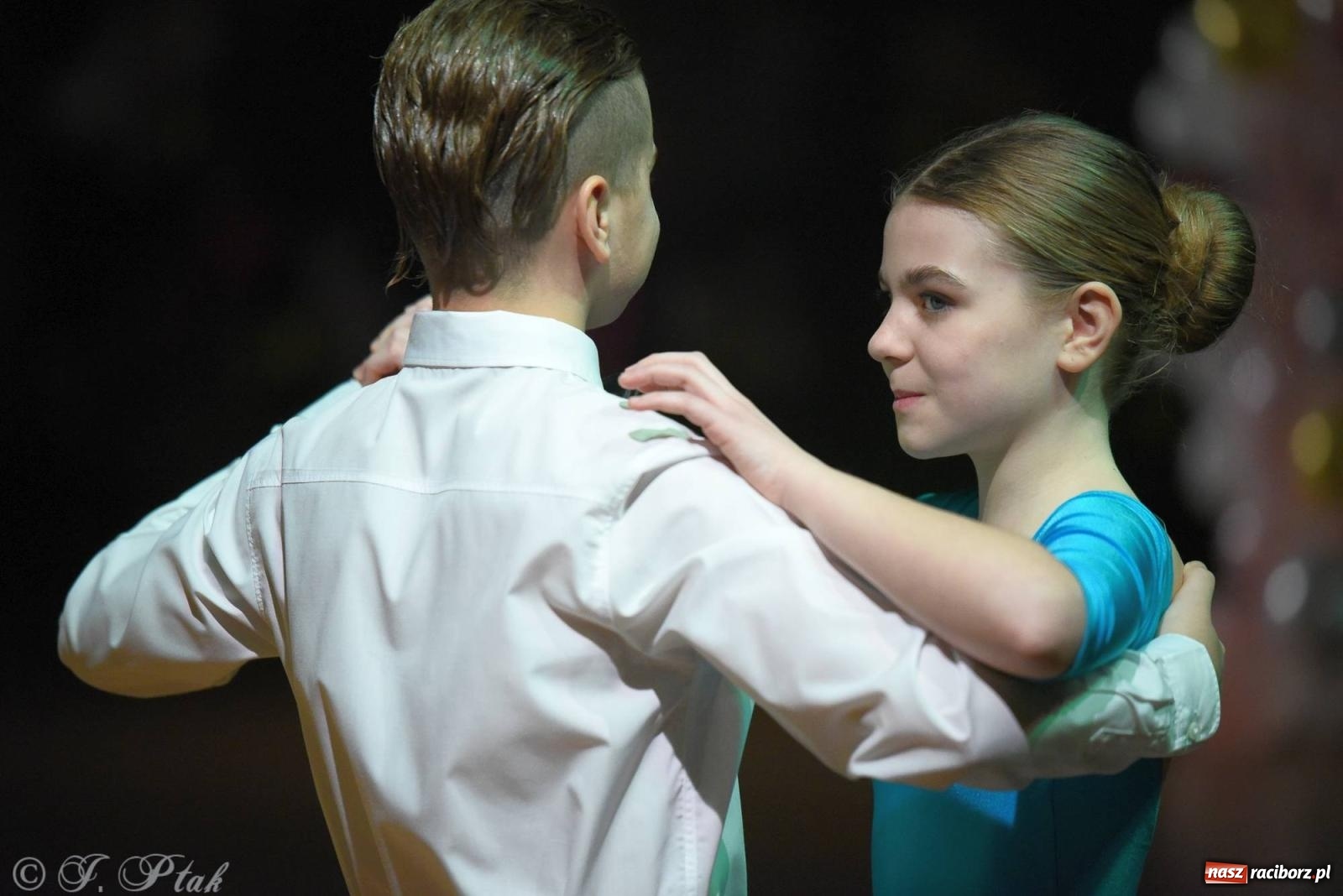 Zdjęcie w galerii na portalu naszraciborz.pl: XVI Karnawałowa Rewia Tańca w Raciborzu - dzień drugi [FOTO i WIDEO] wiadomości z regionu