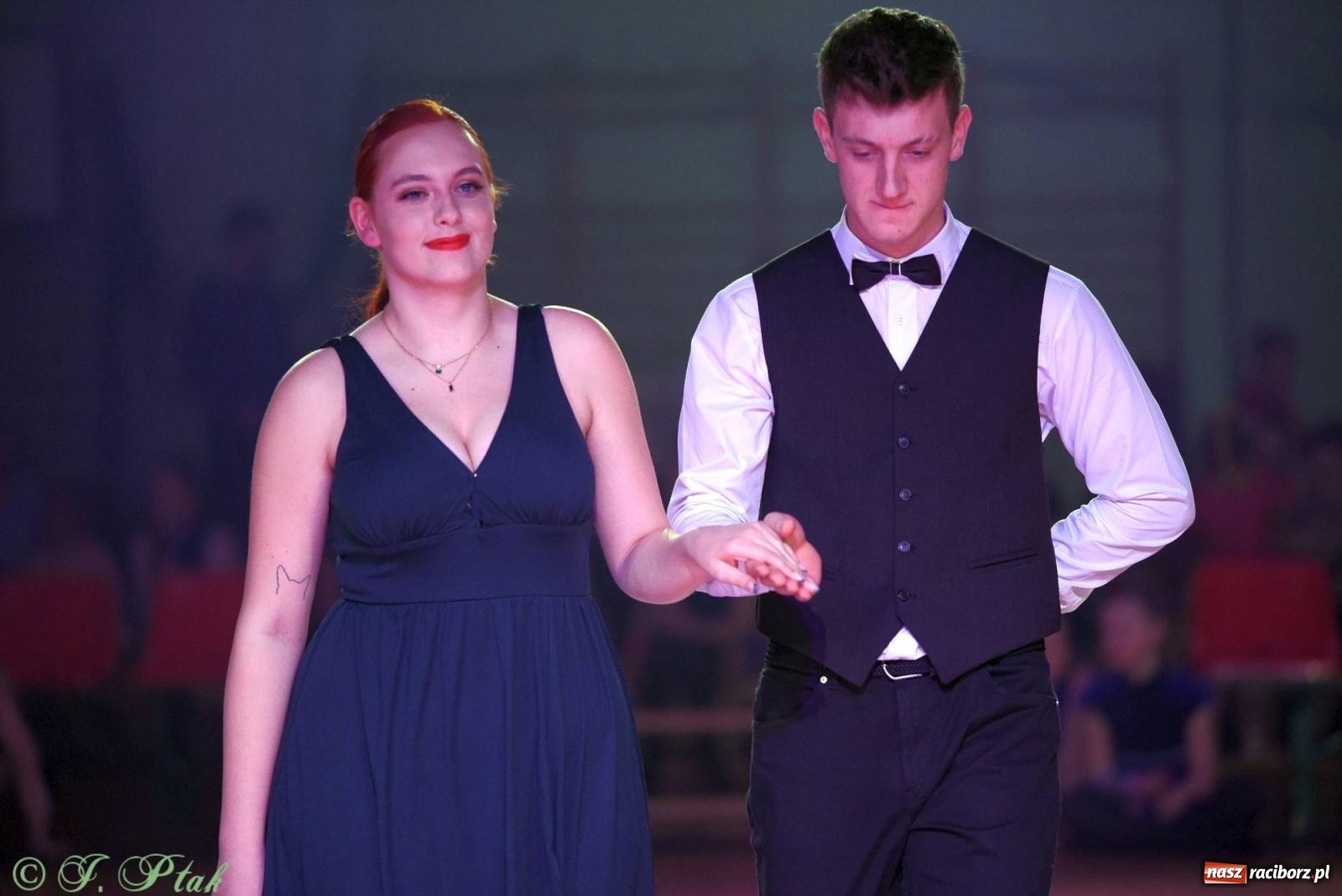 Zdjęcie w galerii na portalu naszraciborz.pl: XVI Karnawałowa Rewia Tańca w Raciborzu - dzień drugi [FOTO i WIDEO] wiadomości z regionu