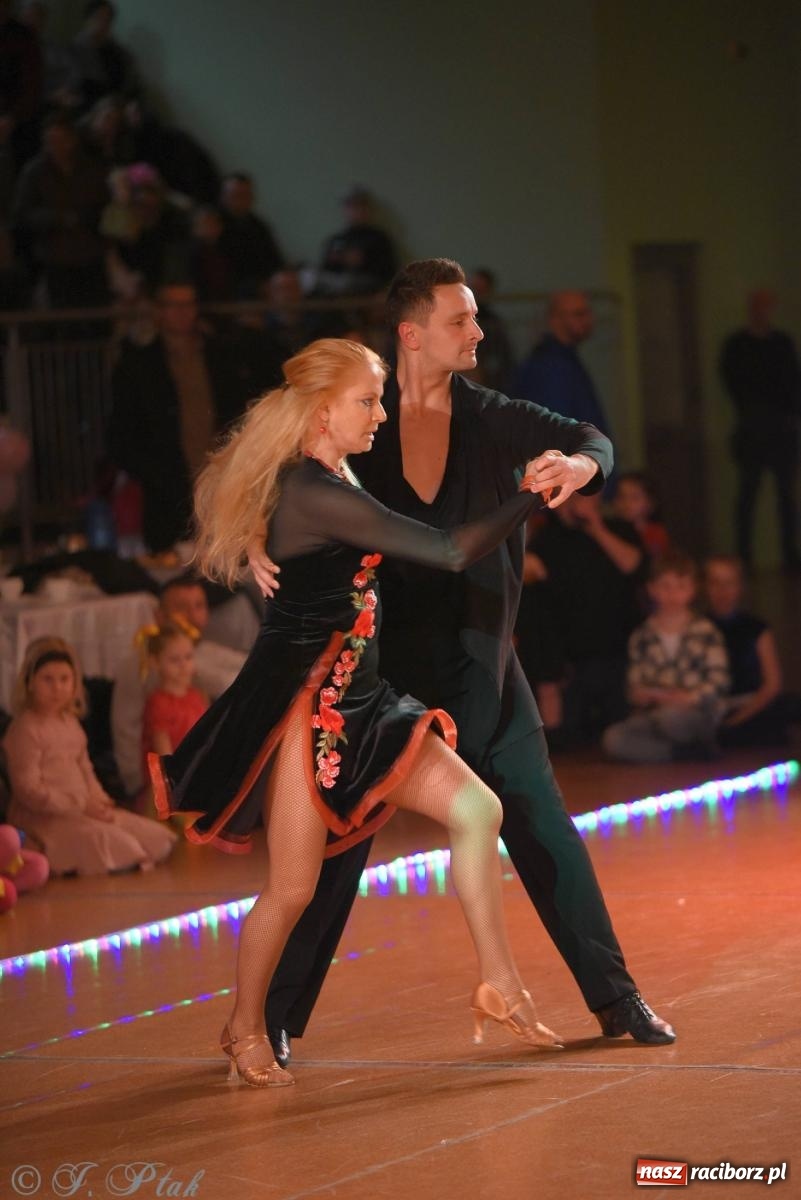 Zdjęcie w galerii na portalu naszraciborz.pl: XVI Karnawałowa Rewia Tańca w Raciborzu - dzień drugi [FOTO i WIDEO] wiadomości z regionu