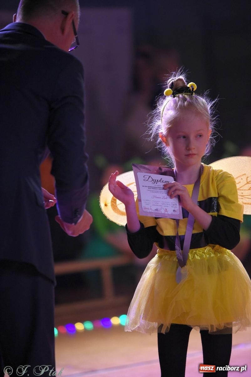 Zdjęcie w galerii na portalu naszraciborz.pl: XVI Karnawałowa Rewia Tańca w Raciborzu - dzień drugi [FOTO i WIDEO] wiadomości z regionu