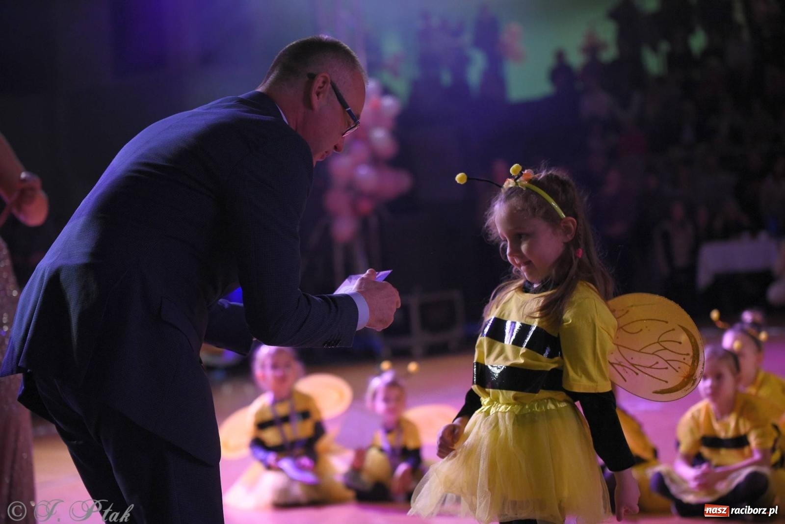 Zdjęcie w galerii na portalu naszraciborz.pl: XVI Karnawałowa Rewia Tańca w Raciborzu - dzień drugi [FOTO i WIDEO] wiadomości z regionu