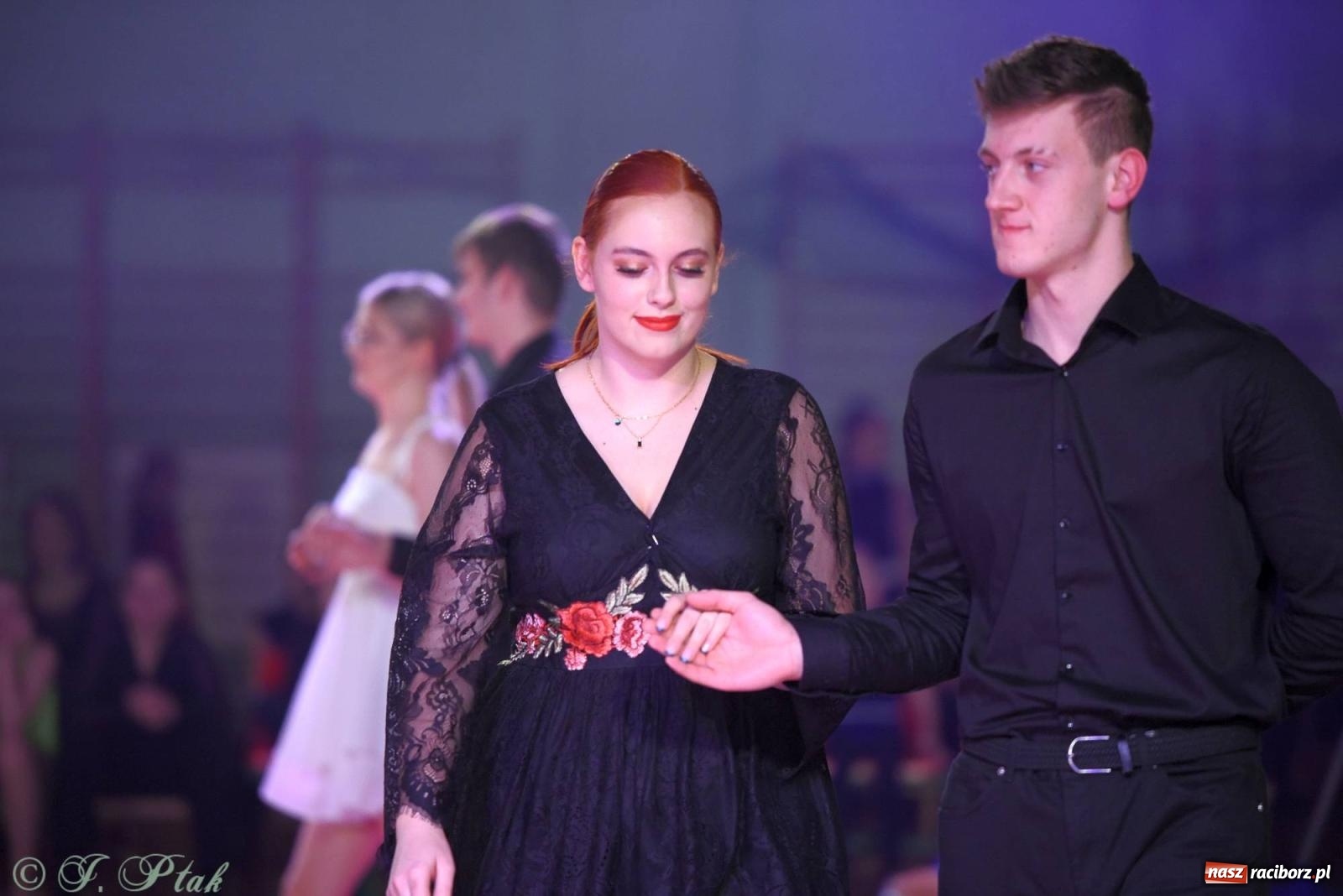 Zdjęcie w galerii na portalu naszraciborz.pl: XVI Karnawałowa Rewia Tańca w Raciborzu - dzień drugi [FOTO i WIDEO] wiadomości z regionu