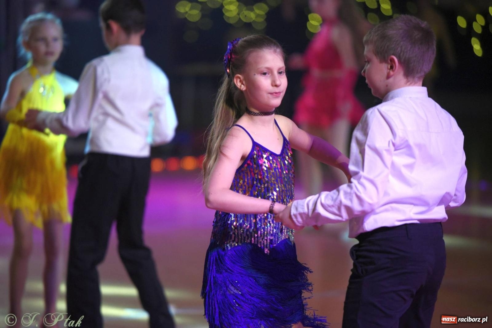 Zdjęcie w galerii na portalu naszraciborz.pl: XVI Karnawałowa Rewia Tańca w Raciborzu - dzień drugi [FOTO i WIDEO] wiadomości z regionu