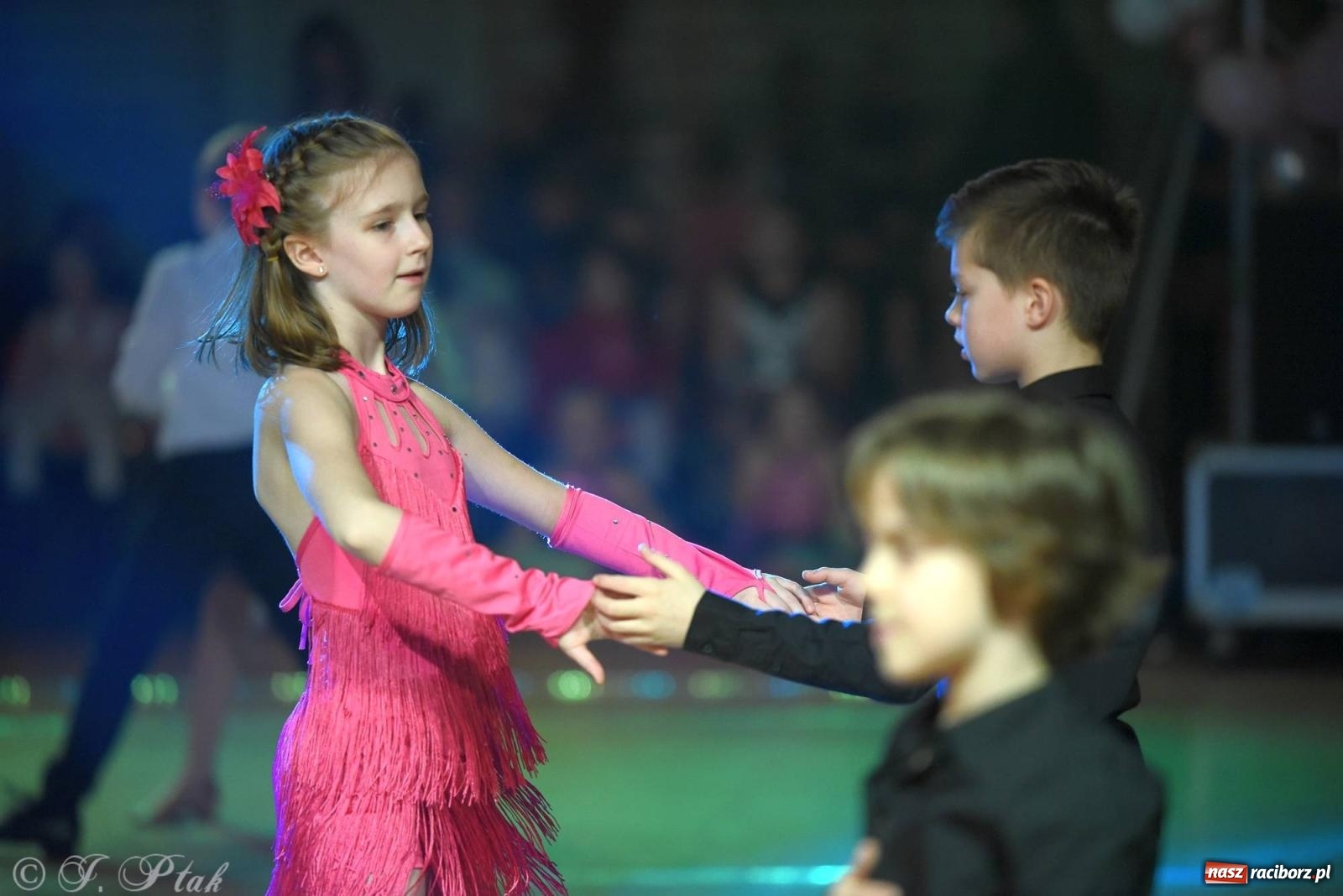 Zdjęcie w galerii na portalu naszraciborz.pl: XVI Karnawałowa Rewia Tańca w Raciborzu - dzień drugi [FOTO i WIDEO] wiadomości z regionu