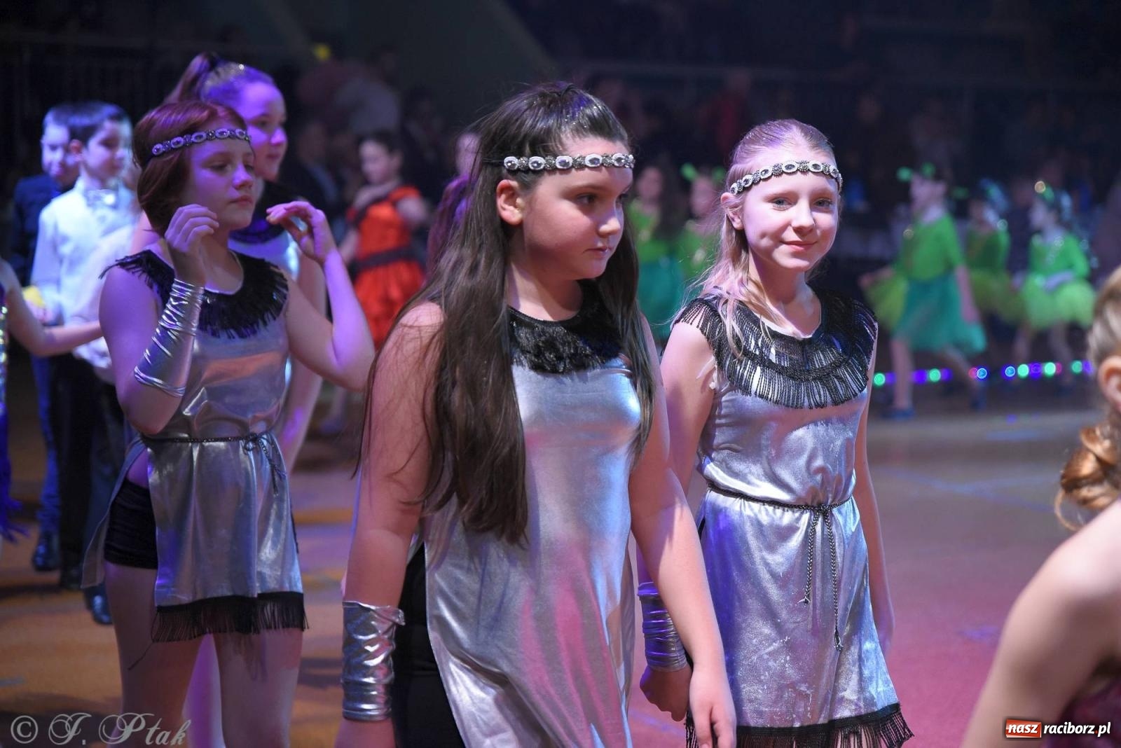 Zdjęcie w galerii na portalu naszraciborz.pl: XVI Karnawałowa Rewia Tańca w Raciborzu - dzień drugi [FOTO i WIDEO] wiadomości z regionu