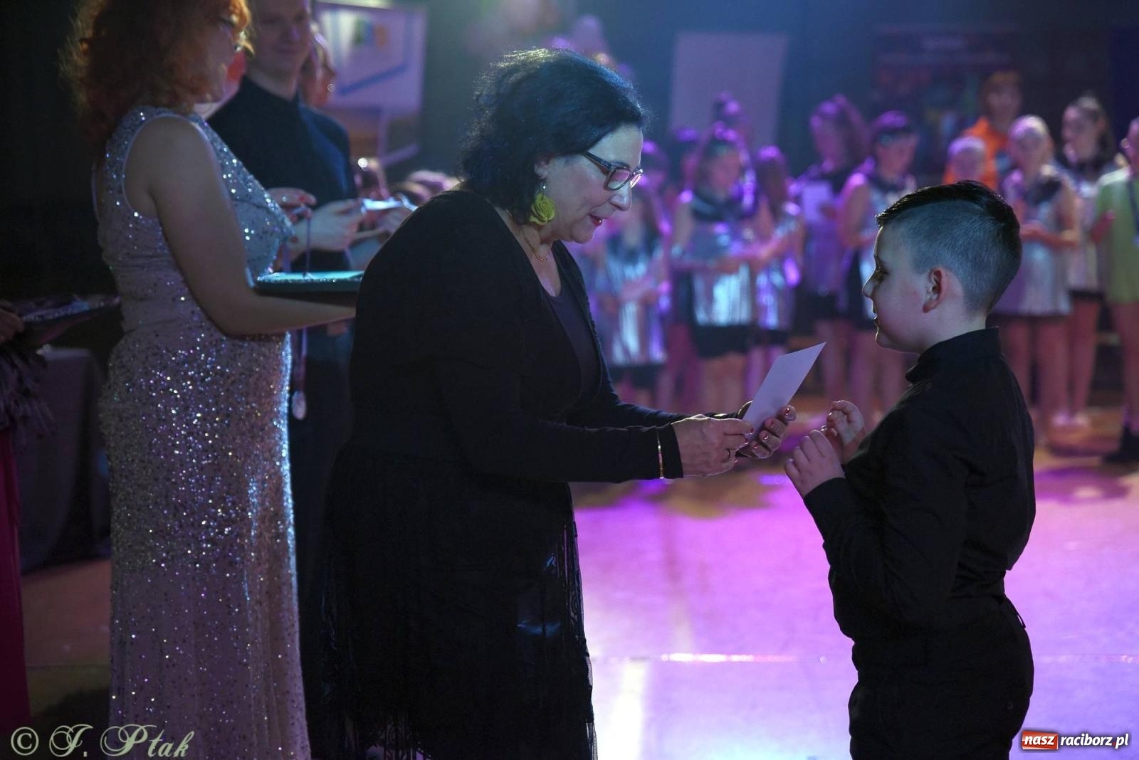 Zdjęcie w galerii na portalu naszraciborz.pl: XVI Karnawałowa Rewia Tańca w Raciborzu - dzień drugi [FOTO i WIDEO] wiadomości z regionu