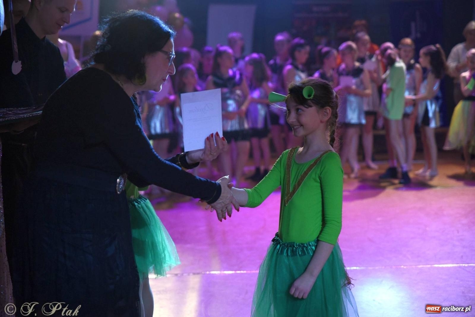 Zdjęcie w galerii na portalu naszraciborz.pl: XVI Karnawałowa Rewia Tańca w Raciborzu - dzień drugi [FOTO i WIDEO] wiadomości z regionu