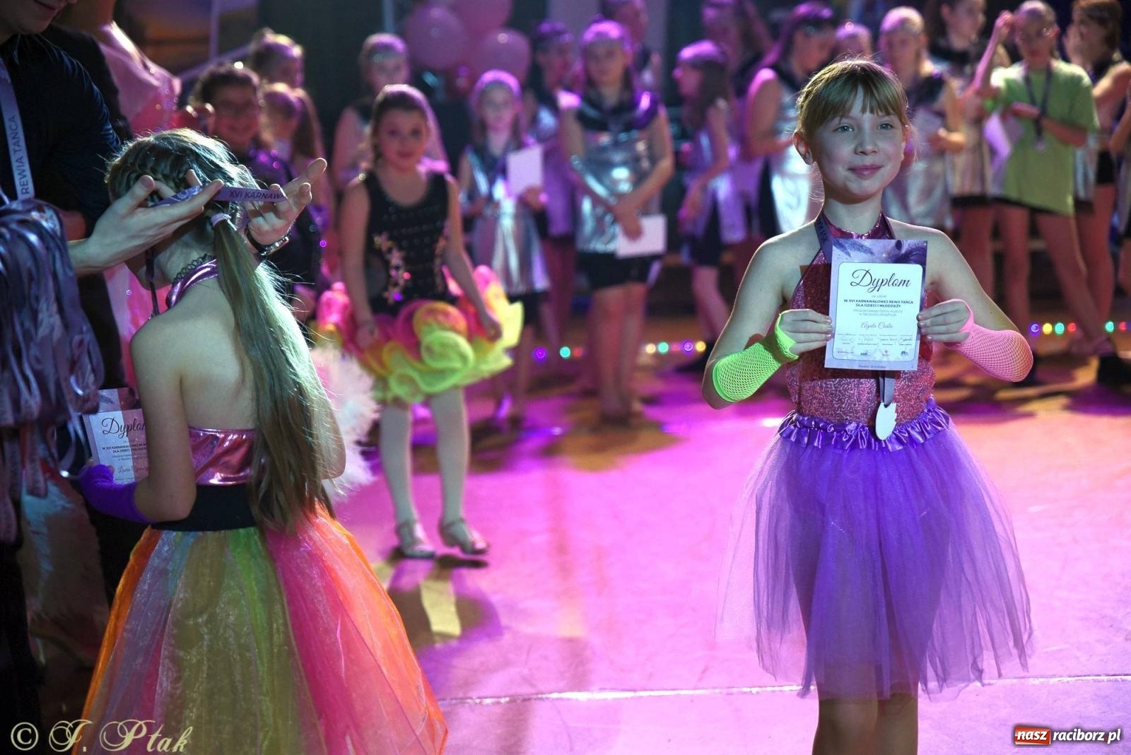 Zdjęcie w galerii na portalu naszraciborz.pl: XVI Karnawałowa Rewia Tańca w Raciborzu - dzień drugi [FOTO i WIDEO] wiadomości z regionu