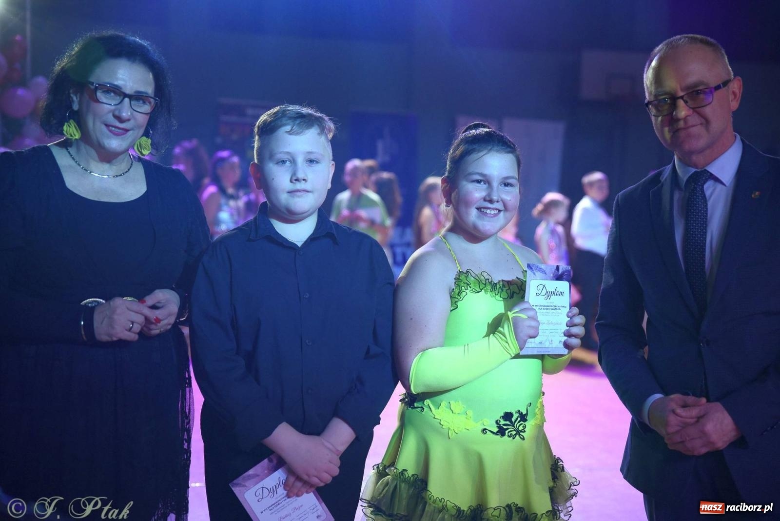 Zdjęcie w galerii na portalu naszraciborz.pl: XVI Karnawałowa Rewia Tańca w Raciborzu - dzień drugi [FOTO i WIDEO] wiadomości z regionu