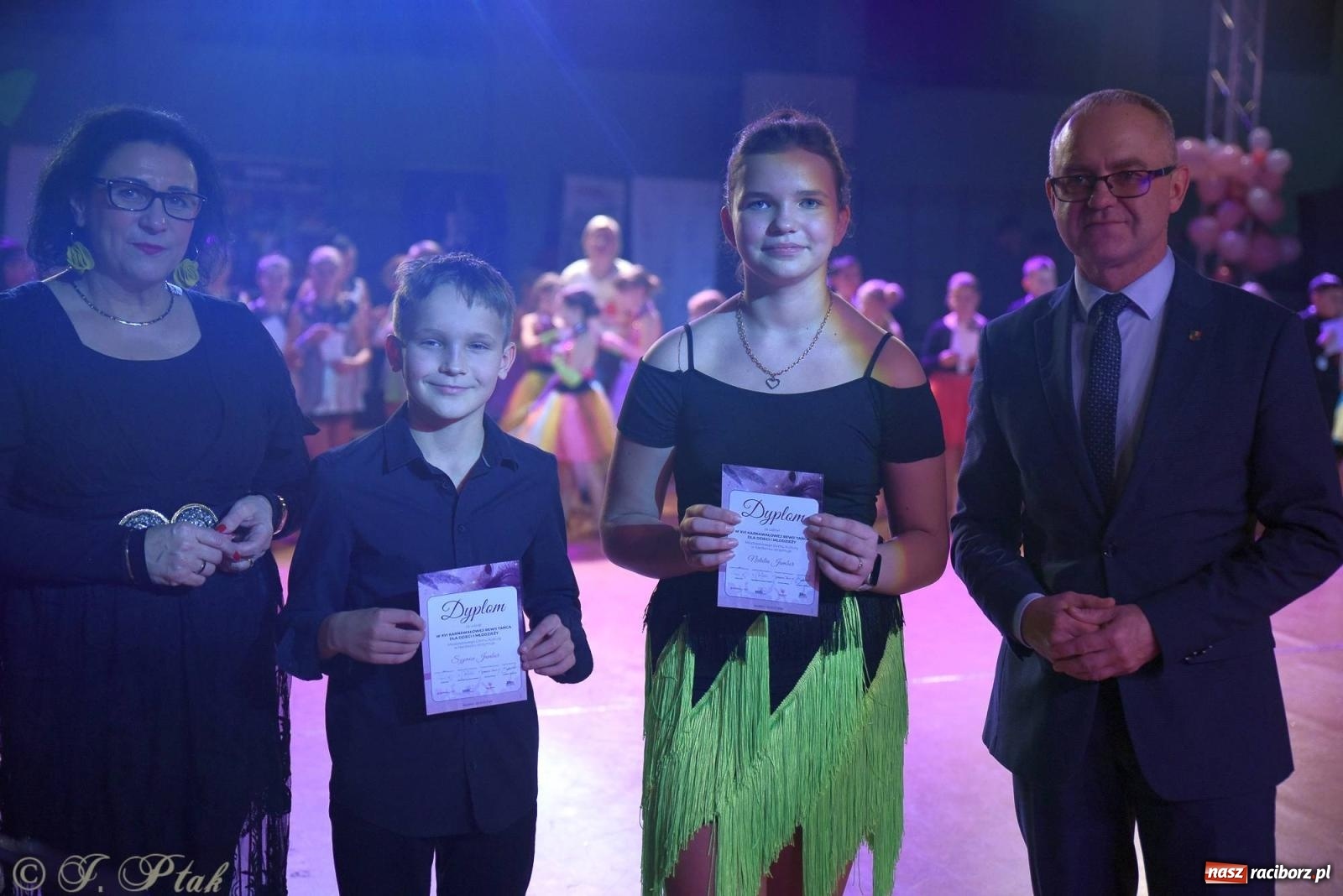 Zdjęcie w galerii na portalu naszraciborz.pl: XVI Karnawałowa Rewia Tańca w Raciborzu - dzień drugi [FOTO i WIDEO] wiadomości z regionu