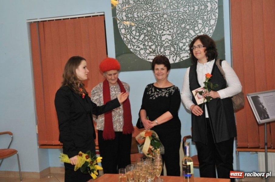 Zdjęcie w galerii na portalu naszraciborz.pl: Obrazy malowane światłem w RCI wiadomości z regionu