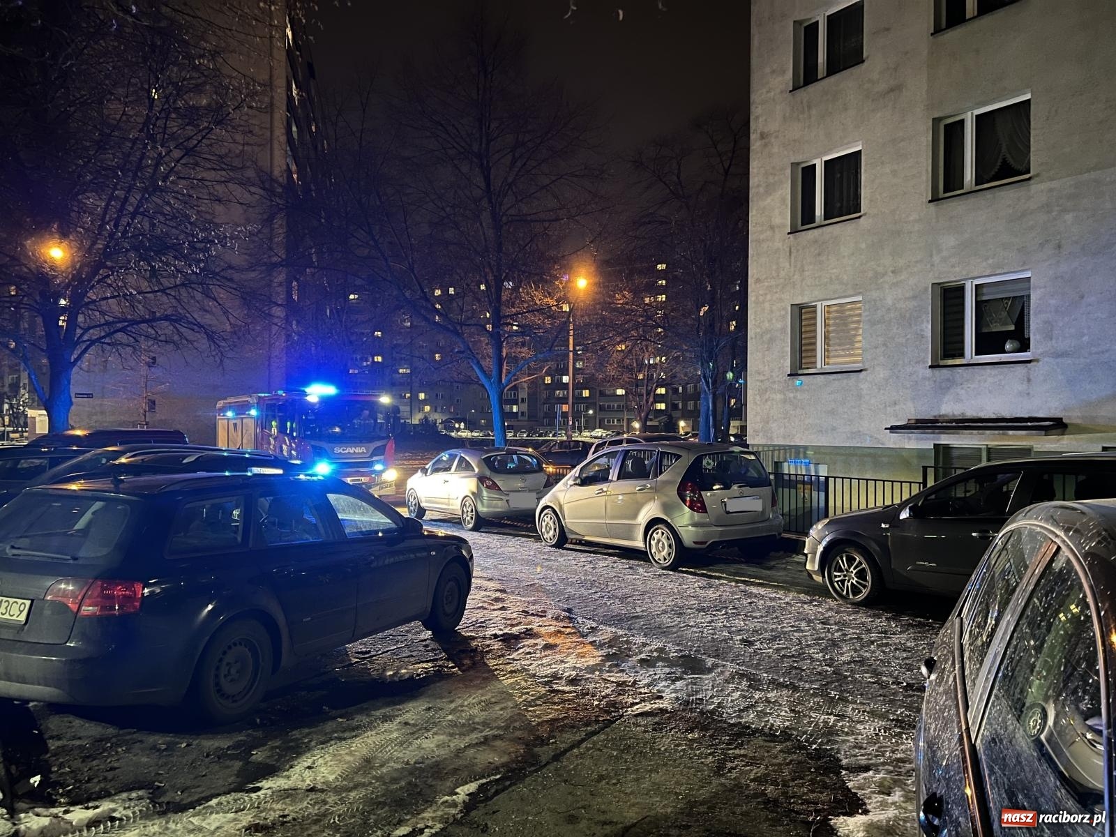 Zdjęcie w galerii na portalu naszraciborz.pl: Czujka uratowała życie rodziny z Katowickiej wiadomości z regionu