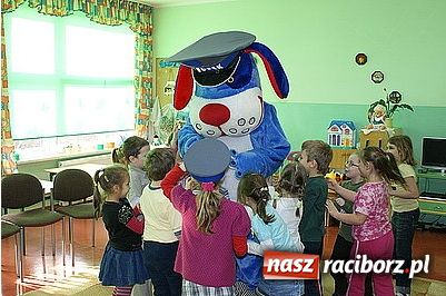 Zdjęcie w galerii na portalu naszraciborz.pl: Sznupek w przedszkolu wiadomości z regionu