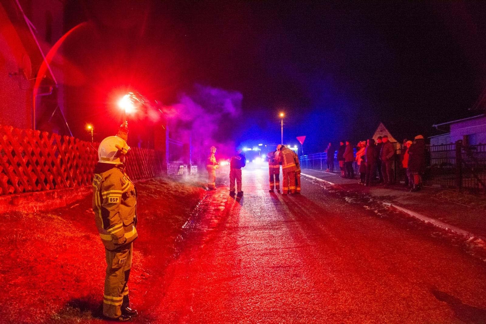 Zdjęcie w galerii na portalu naszraciborz.pl: Strażacy z OSP Modzurów przywitali nowy wóz bojowy [FOTO i WIDEO] wiadomości z regionu
