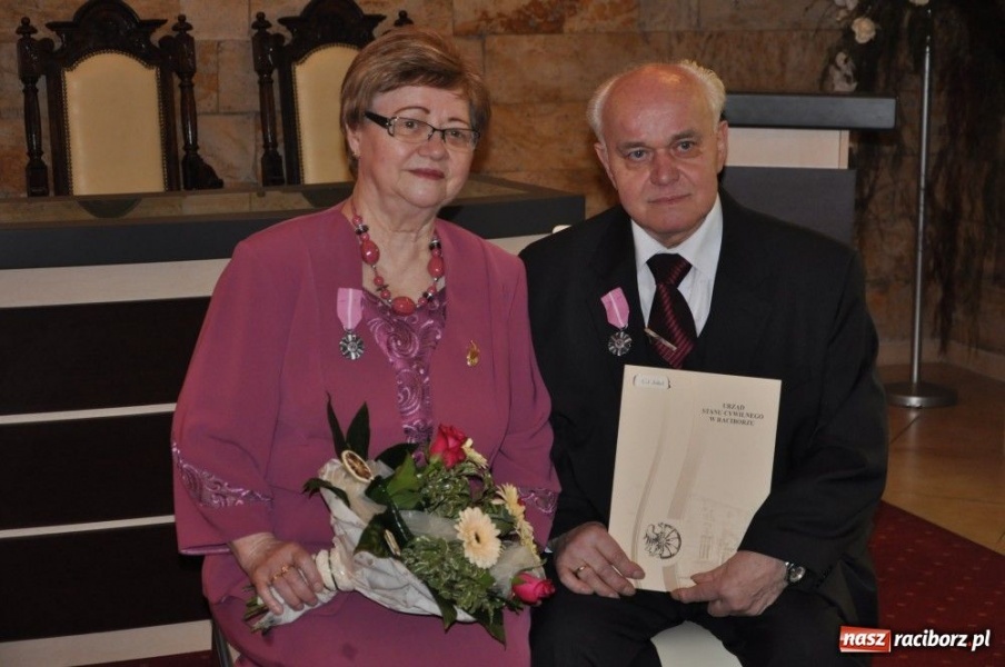 Zdjęcie w galerii na portalu naszraciborz.pl: Z piosenką wyśpiewaną przez wnuczęta wiadomości z regionu