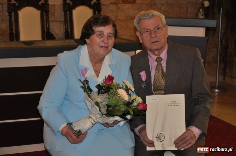 Zdjęcie w galerii na portalu naszraciborz.pl: Z piosenką wyśpiewaną przez wnuczęta wiadomości z regionu