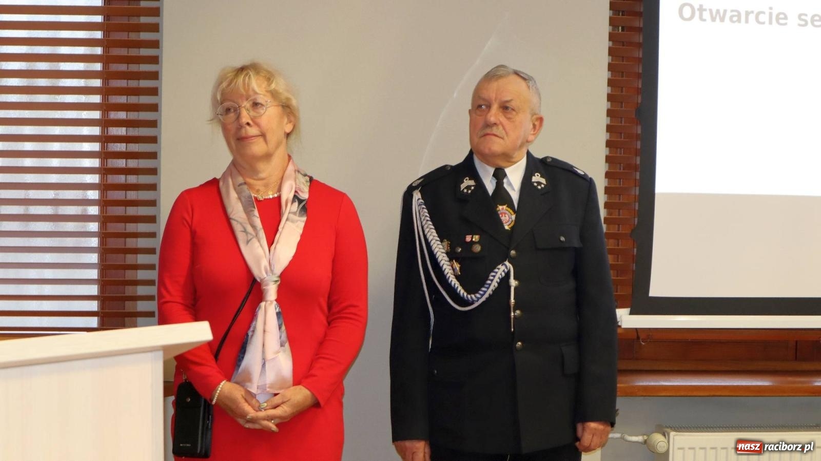 Zdjęcie w galerii na portalu naszraciborz.pl: Zasłużeni dla powiatu odebrali medale wiadomości z regionu