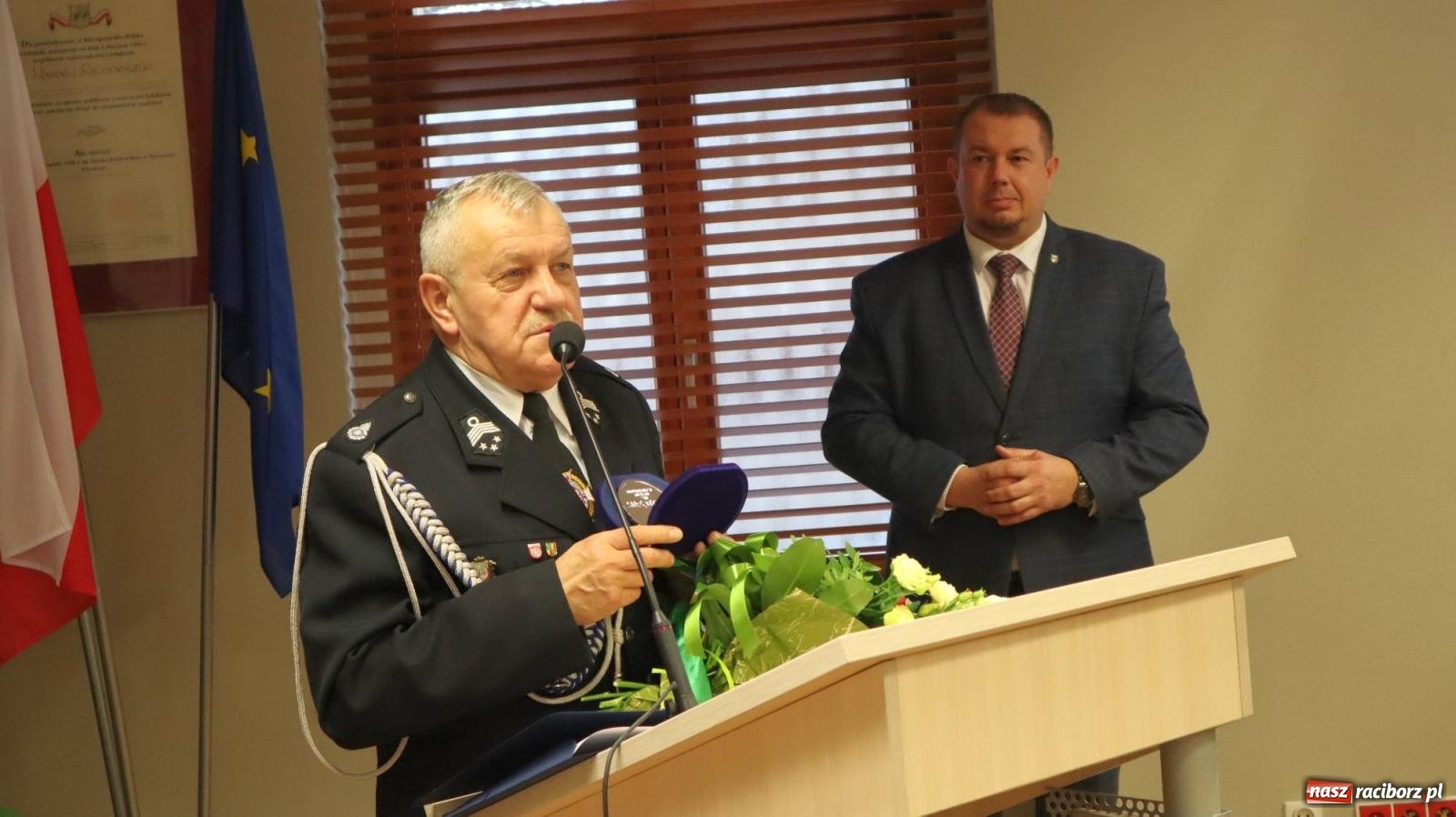 Zdjęcie w galerii na portalu naszraciborz.pl: Zasłużeni dla powiatu odebrali medale wiadomości z regionu