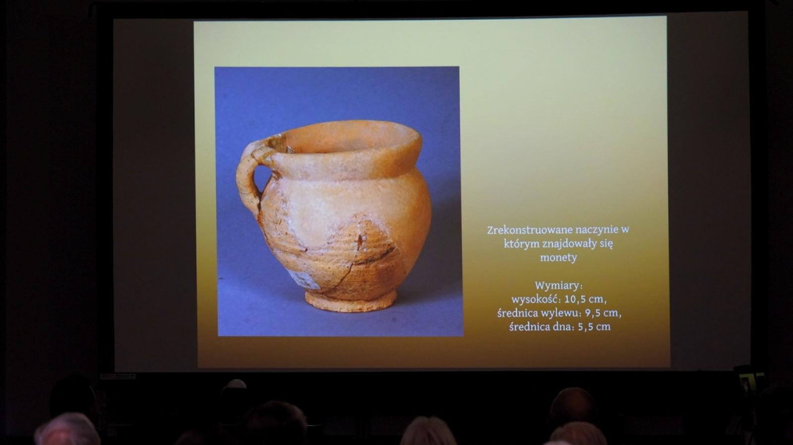 Zdjęcie w galerii na portalu naszraciborz.pl: Muzeum pochwaliło się swoimi numizmatami wiadomości z regionu