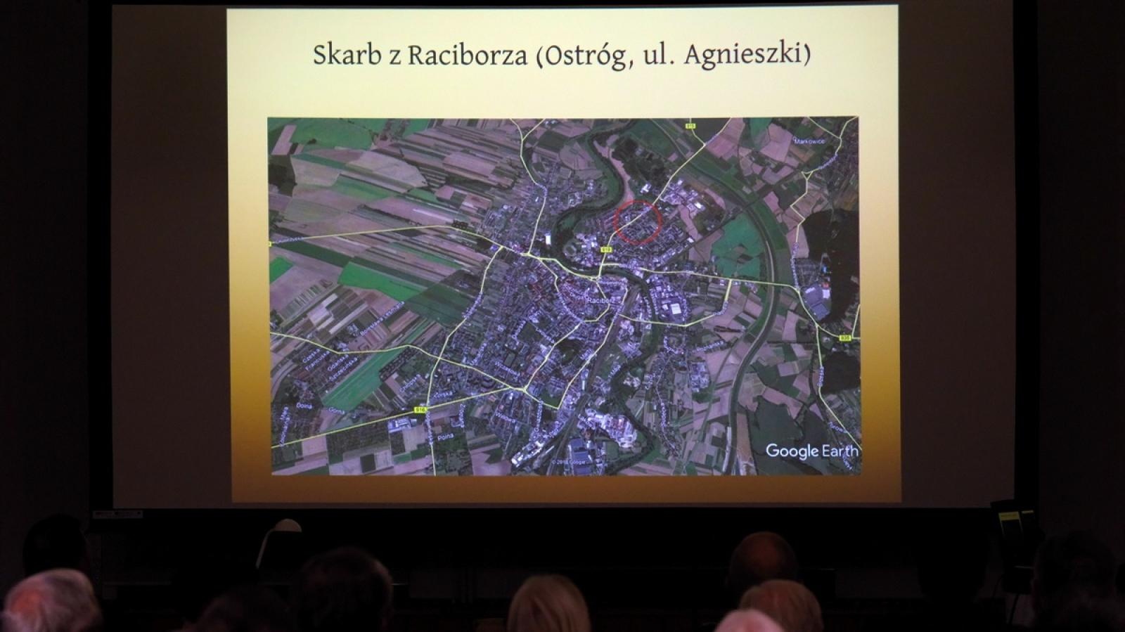 Zdjęcie w galerii na portalu naszraciborz.pl: Muzeum pochwaliło się swoimi numizmatami wiadomości z regionu