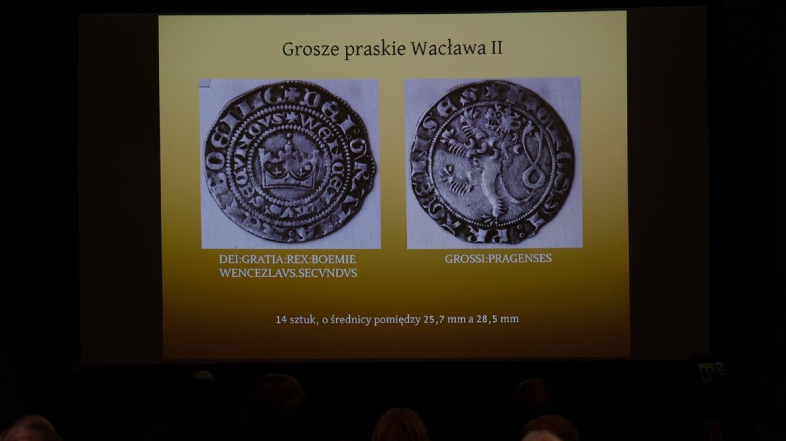 Zdjęcie w galerii na portalu naszraciborz.pl: Muzeum pochwaliło się swoimi numizmatami wiadomości z regionu