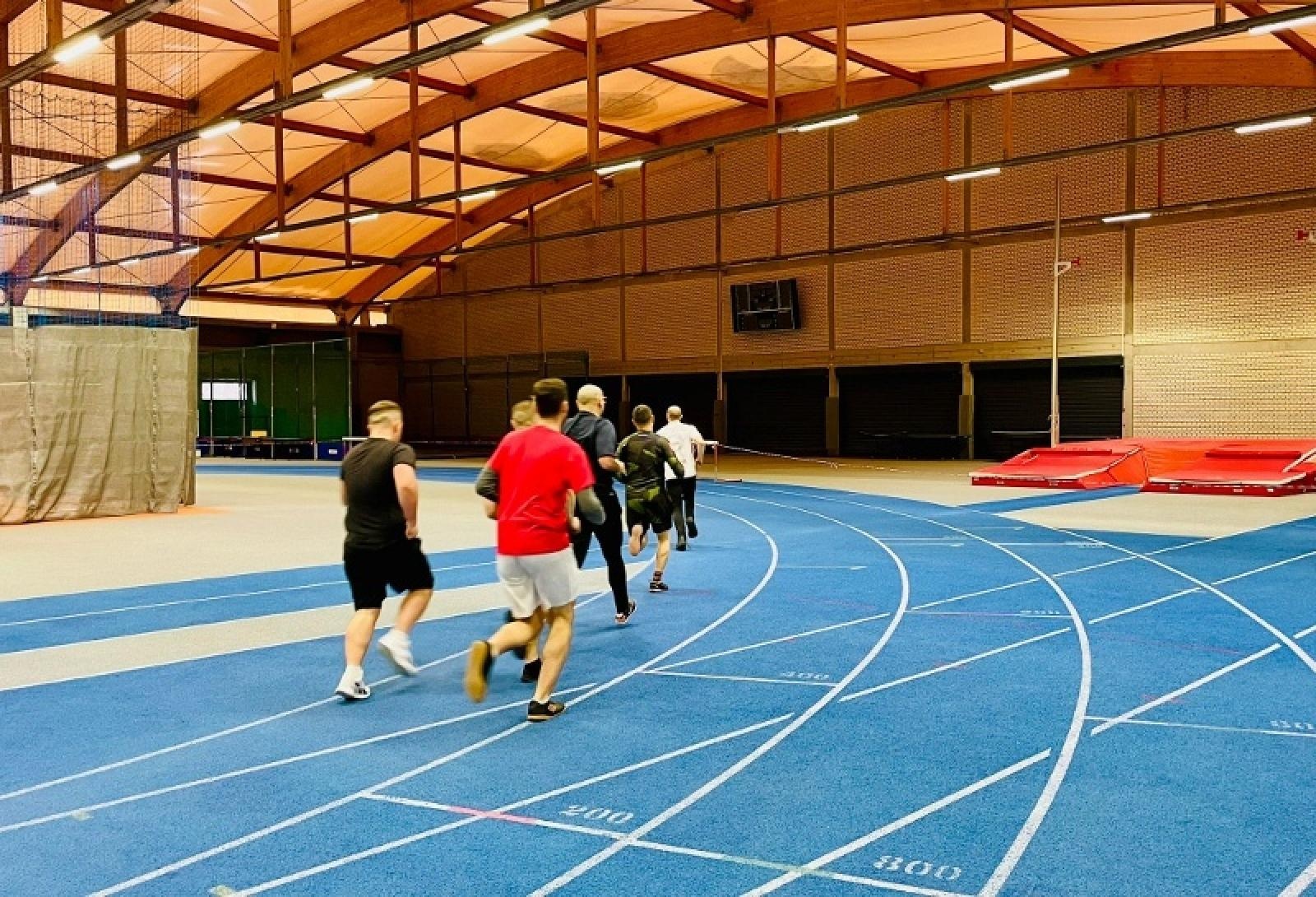 Zdjęcie w galerii na portalu naszraciborz.pl: Chętnych do służby nie brakuje. SG testuje przyszłych mundurowych wiadomości z regionu